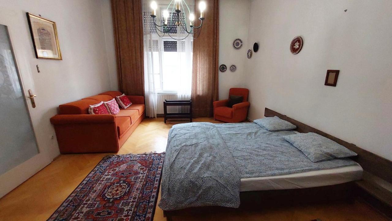 Bross1 Lägenhet Budapest Exteriör bild