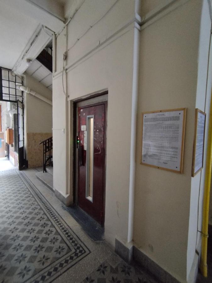 Bross1 Lägenhet Budapest Exteriör bild