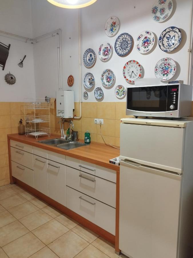 Bross1 Lägenhet Budapest Exteriör bild